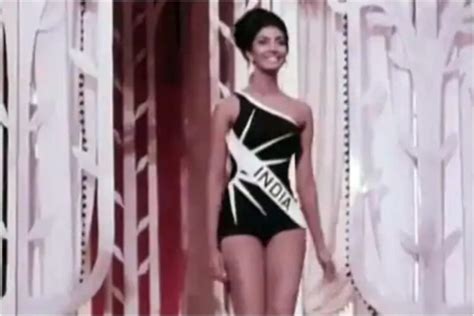 9 Hot Sexy Reita Faria Bikini Pics