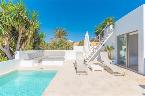 Chalet Adosado En Venta En Cala Vedella Cala Tarida Cala Conta