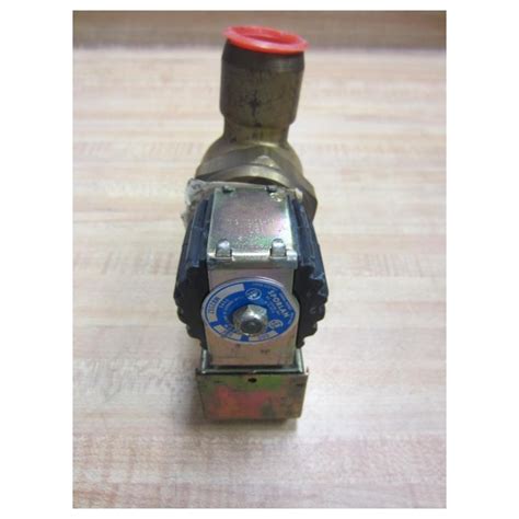 Sporlan Mb25s2 Solenoid Valve With B25 Solenoid Coil New No Box Mara Industrial