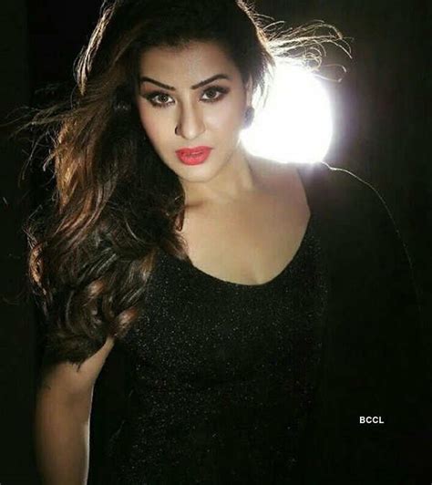 Happy Birthday Shilpa Shinde Know More About The Famous Tv Actress