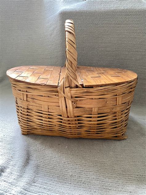 Antique Oak Wooden Picnic Basket With Shelf Gem