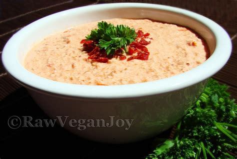 Raw Vegan Joy Branza De Migdale