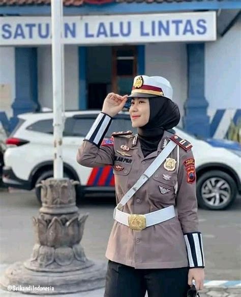 Pin By Andrie Wuisan On Simpan Cepat Army Women Police Women