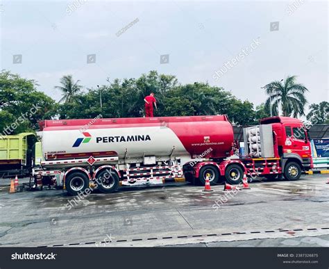 49 Tangki Pertamina Images, Stock Photos, 3D objects, & Vectors ...