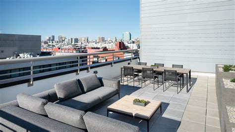 Contemporary Hotel near Oracle Park | Hyatt Place San Francisco / Downtown