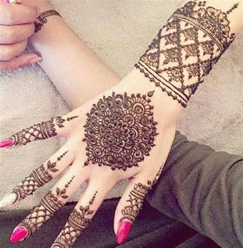 Aggregate 76 Latest Pakistani Bridal Mehndi Designs Latest Seven Edu Vn