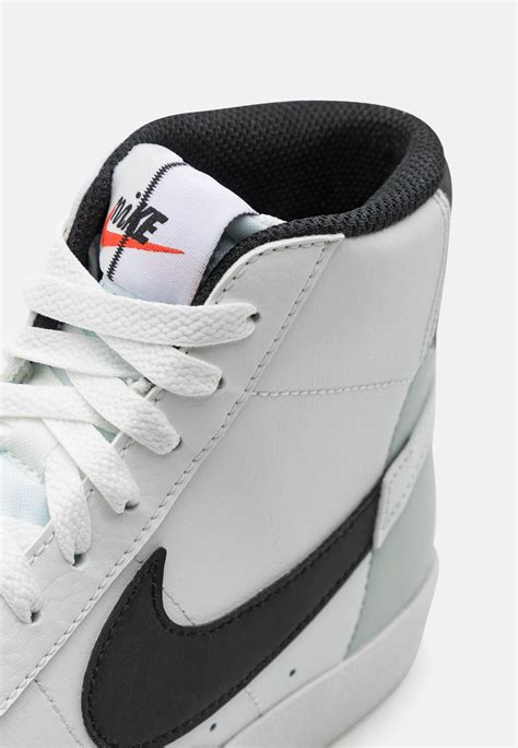 Nike Sportswear Blazer Mid Se Unisex Sneaker High Summit White