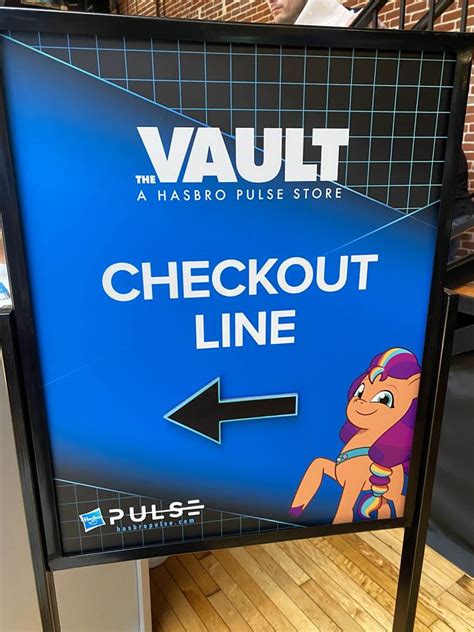 Photos Checking Out The Vault A Hasbro Pulse Store At San Diego Comic Con