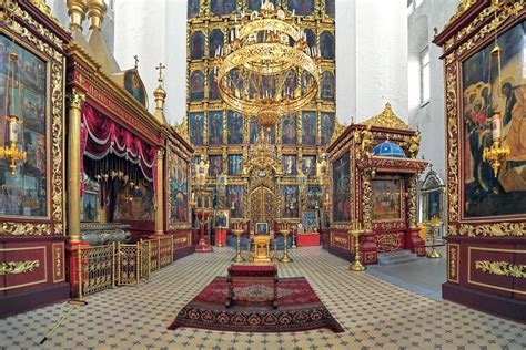 Innenraum Der Dreiheits Kathedrale In Pskov Russland Redaktionelles