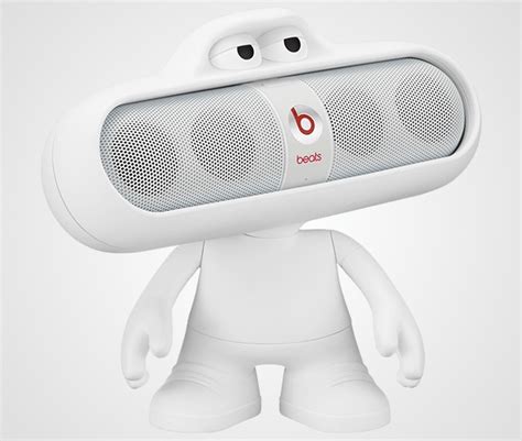 Beats Pill Dude Stand