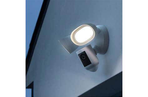 Ring Floodlight Cam Wired Pro Wit Beveiligingscamera Piest Nl