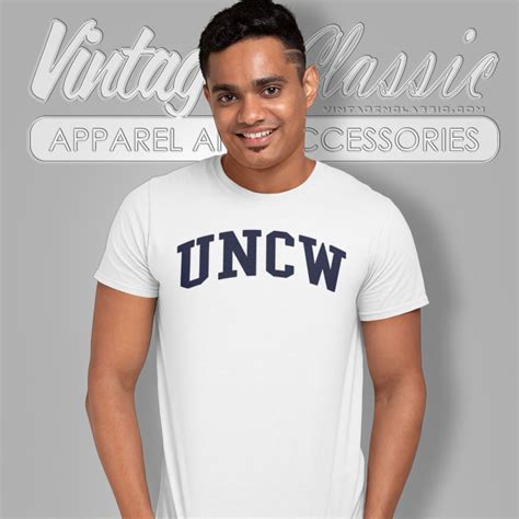 Uncw University North Carolina Wilmington Shirt Vintagenclassic Tee