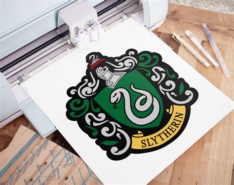 Low Detail Slytherin Crest SVG Color Hogwarts Cut File Harry | Etsy