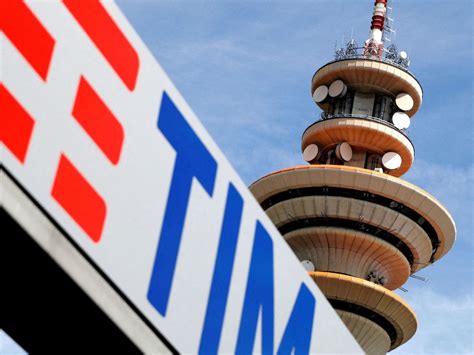 Telecom Italia Recule Milan Apr S Un Nouvel Avertissement Sur