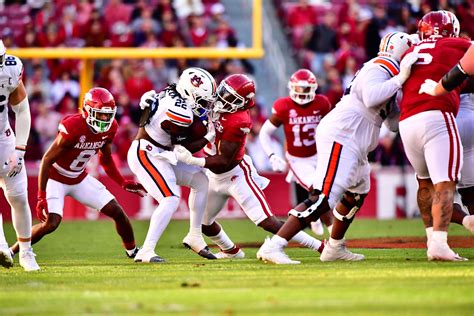Arkansas Falls 48-10 to Auburn | Arkansas Razorbacks