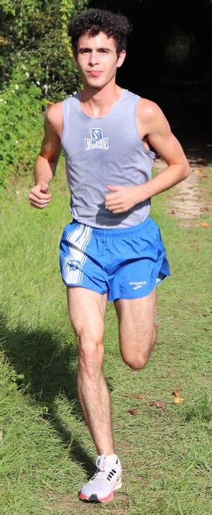 Five Questions With Belleview Cross Country Runner Luis Cruzado