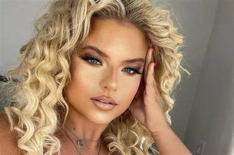 Page Babe Ditches Bra In BTS Shot As She Prepares For Busiest Week