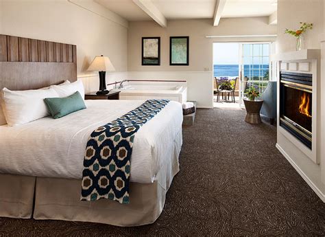 Cambria Lodging Moonstone Beach | Cambria Landing Inn