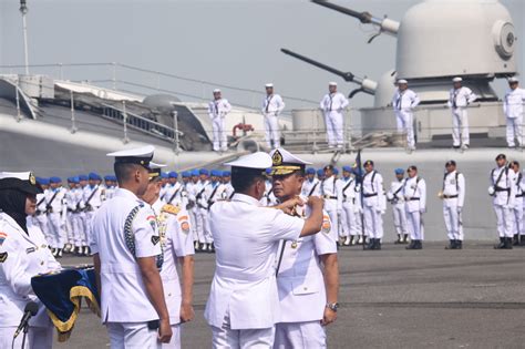 Dankodiklatal Hadiri Sertijab Pangkoarmada II Lintas Surabaya