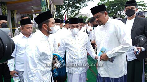 Shalat Idul Adha Di Lapangan Gajah Mada Bobby Indahnya Berbagi Meraih