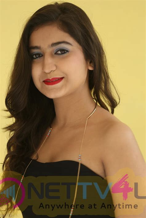 Actress Alisha New Exclusive Photos 318119 Galleries And Hd Images