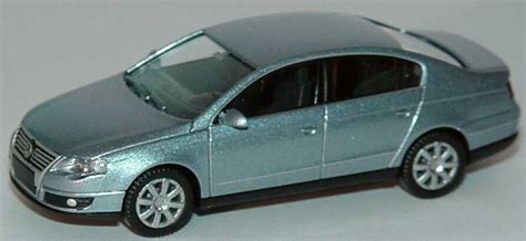 Vw Passat Typ B Arctic Blue Silver Met Wiking In Der Zu