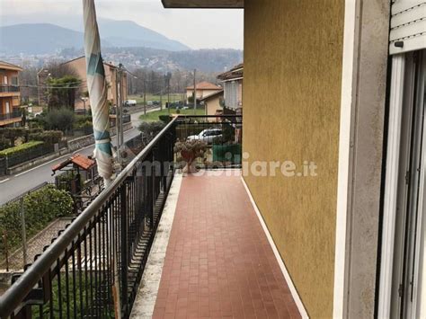 Vendita Appartamento In Area Residenziale Premaggi Germignaga Rif