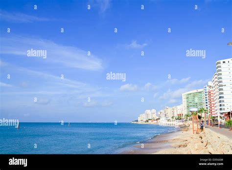 Salinas ecuador beach hi-res stock photography and images - Alamy