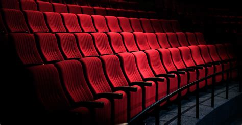 incorporating acoustical experts  theater design valcoustics