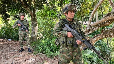 Bogotá Capturan Al Soldado Que Asesinó A Un Compañero En Cantón Norte