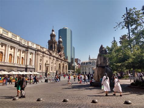 Curioseandando Paseos Por Santiago De Chile Plaza De Armas De Santiago