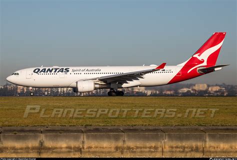 Vh Ebf Qantas Airbus A Photo By Maximilian Kramer Id