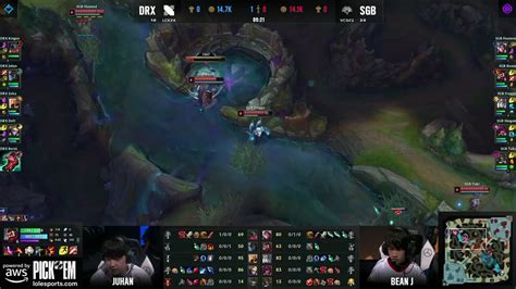 Red Bull Gaming on Twitter: "WHAT AN ESCAPE! #Worlds2022 https://t.co ...