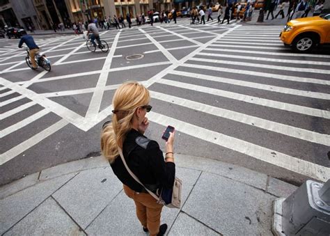 Road Rules for Pedestrians: Crossing, Safety and Right-of-Way