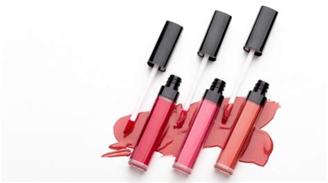 3 Rekomendasi Lip Tint Korea Tahan Lama Enggak Ribet Touch Up Lagi Deh