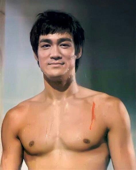 Pin By Luca On Bruce Lee Bruce Lee Bruce Lee Training Bruce Lee