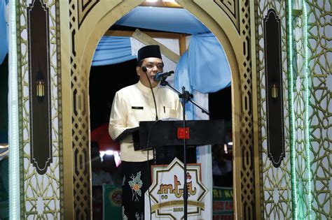 Bupati Bungovh Mashuri Sp Me Menghadiri Pembukaan Mtq Ke Vii