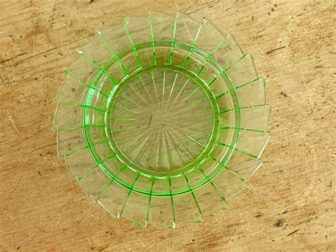 Kitchen And Dining Bowls Dining And Serving Jeannette Glass Company 1930s Sierra Pinwheel Green