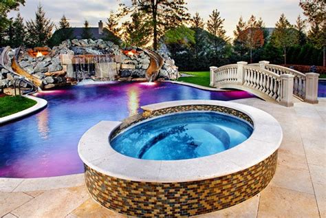 Circular And Curvy Hot Tubs Home Design Lover