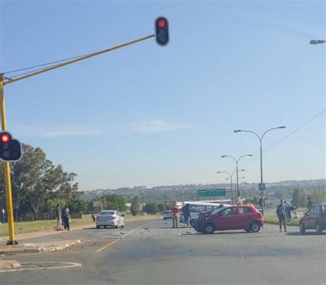 Accident On Swartkoppies Towards Alberton Opposite Lemon Tree