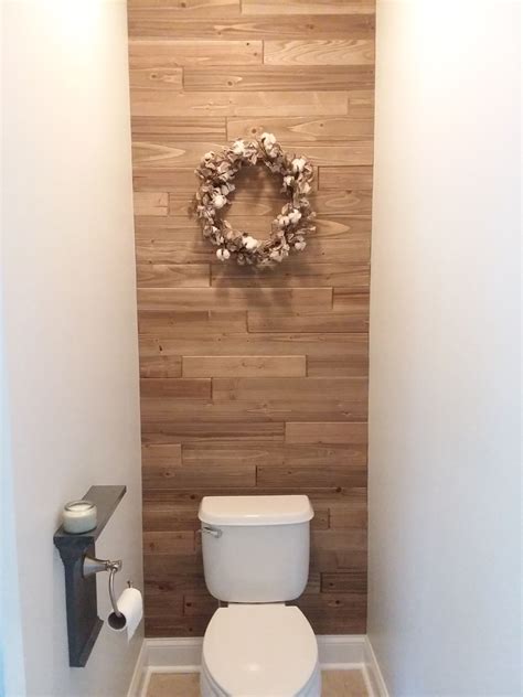 Master Water Closet Makeover Reclaimed Wood Accent Wall With Wreath