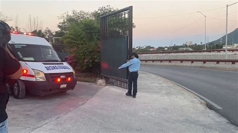 Ni O Se Cae De Tirolesa En Parque Fundidora Telediario M Xico