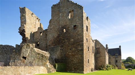 Aberdour Castle in Aberdour | Expedia.co.in