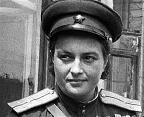 Meet The World S Deadliest Female Sniper Who Terrorized Hitler S Nazi Army Business Insider