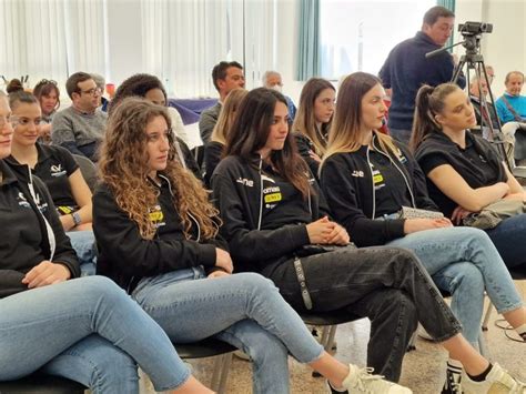 Riccione Domenica Al Playhall Di Riccione Le Semifinali Dei Playoff Di