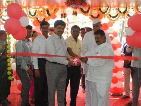 Mahindra Two Wheeler Opens Their 52nd Dealership In Maharashtra ...