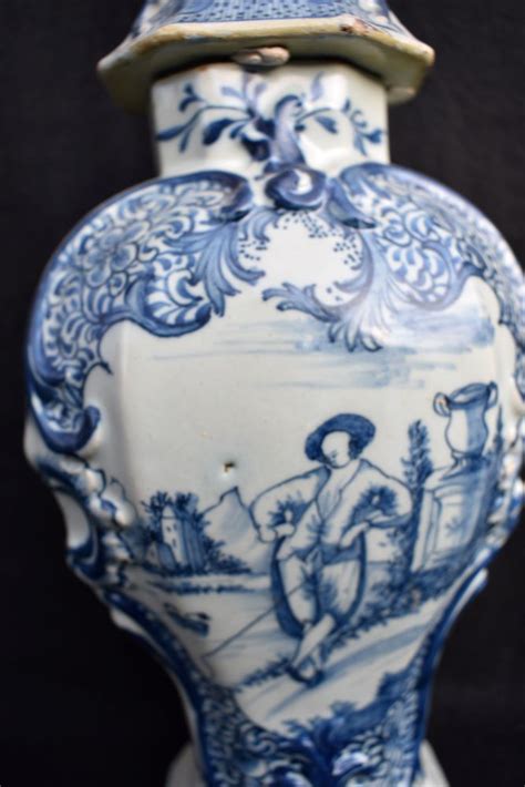 Delft Faience Holland Blauw En Wit Vijfdelig Achthoekig Kaststel