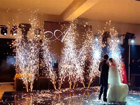 Fuegos artificiales en tu boda Espectáculo de luces el día de la