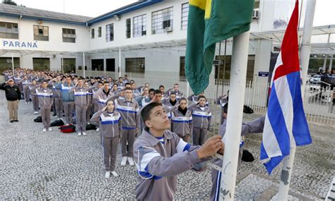 Paraná é O Estado Mais Entusiasmado Com As Escolas Militares Educação