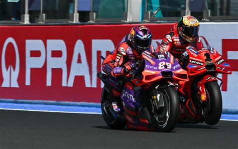 Siapa Juara MotoGP 2024 Bagnaia Atau Martin Begini Prediksi Marquez